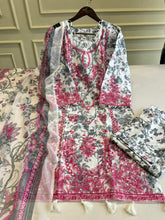 Traditional Embroidery Detailed Suit-7 - Pehnava Lawns