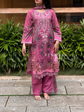 Signature Embroidered lawn Unstitched Suit 1518