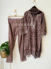 Brown Printed Lawn Suit with Printed Dupatta-Chiffon 1411 - Pehnava Lawns