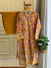 Signature Lawn Suit Featuring Lace Detailings-4