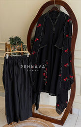 Floral Embroidered Suit 13136