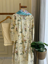 Premium Hand Embroidery Lawn Suit-6