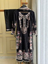 Floral Printed Pak-Suit-005