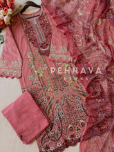 Signature Printed Lawn Unstitched Suit