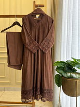 Muslin silk pleated A-line suit