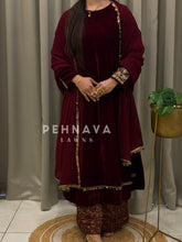 Velvet Handworked suit H 407