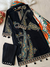 Cotton Straight Kurta-Black - Pehnava Lawns