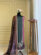 Digital Printed Lawn Suit-4