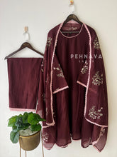 Lace-Trimmed Embroidered Suit-4139 - Pehnava Lawns