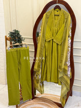 Front Panel Printed Suit Set-6630
