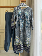 Casual wear suit with embroidered chiffon dupatta-2