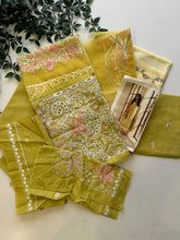 PREMIUM THREE PIECE LAWN SET-4