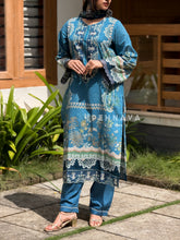 Signature Embroidered lawn Unstitched Suit 1555