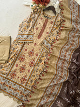 Casual Embroidered Pakistani Suit-7