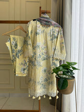 Traditional Embroidery Detailed Suit-3