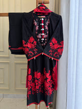 Black&Red Embellished Floral Suit