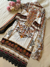 Formal Cotton Suit Featuring Embroidered patches-1031 A