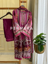 Classic Pakistani Lawn Suit