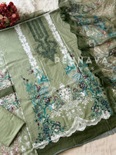 Signature Printed Lawn Unstitched Suit-1894