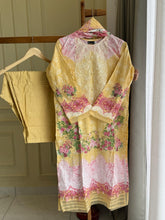 Embroidered Floral Pakistani Suit-8