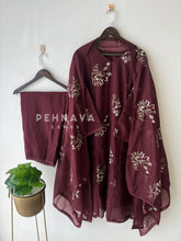 Embroidered Floral Kurta with Lace‑Trim Suit-4138 - Pehnava Lawns