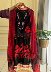 Black Lace Detailed Floral Suit