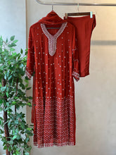 Scalloped Handwork Suit Set
