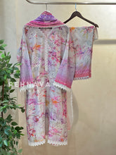 Luxurious trendy pure lawn
