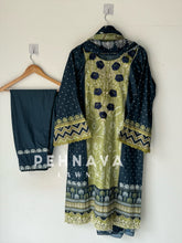 Lawn suit in deep navy and green -c-25