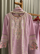 Luxurious Trendy Pure lawn Suit-0930