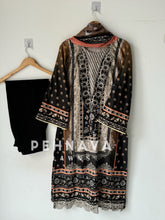 Lawn suit with embroidered patches-c-24