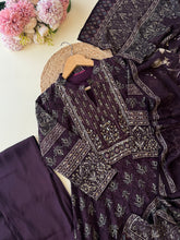 Premium Crepe Panelled heavy Anarkali-vine