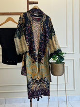 Embroidered casual suit with embroidered dupatta-black-green 1177 - Pehnava Lawns