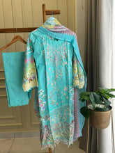 Floral Embroidered Pakistani Suit-5