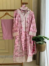 Premium Hand Embroidery Lawn Suit-5