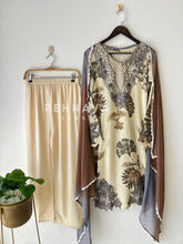 New Floral Embroidery Kurtha Suit