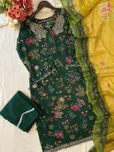 Floral Printed Ethnic Pak-Suit Ft. Chiffon Dupatta-004