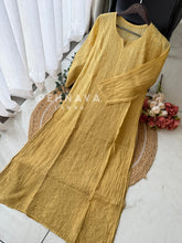 Mul Chanderi Chikankari Ensemble