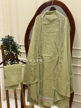 Tissue Handworked Unstitched Suit-6631