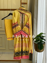 Classic Pakistani Lawn Suit