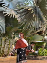 Trendy Black & White Farshi Salwar