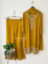 Mustard Heavy Work Ensemble