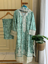 Premium Hand Embroidery Lawn Suit-1