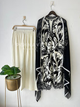 New Floral Embroidery Kurtha Suit-143/13916 - Pehnava Lawns