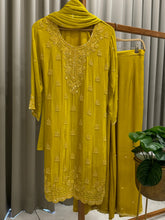 Handworked Premium Chinnon Suit-2992 - Pehnava Lawns