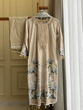 Floral Printed Pak-Suit-003