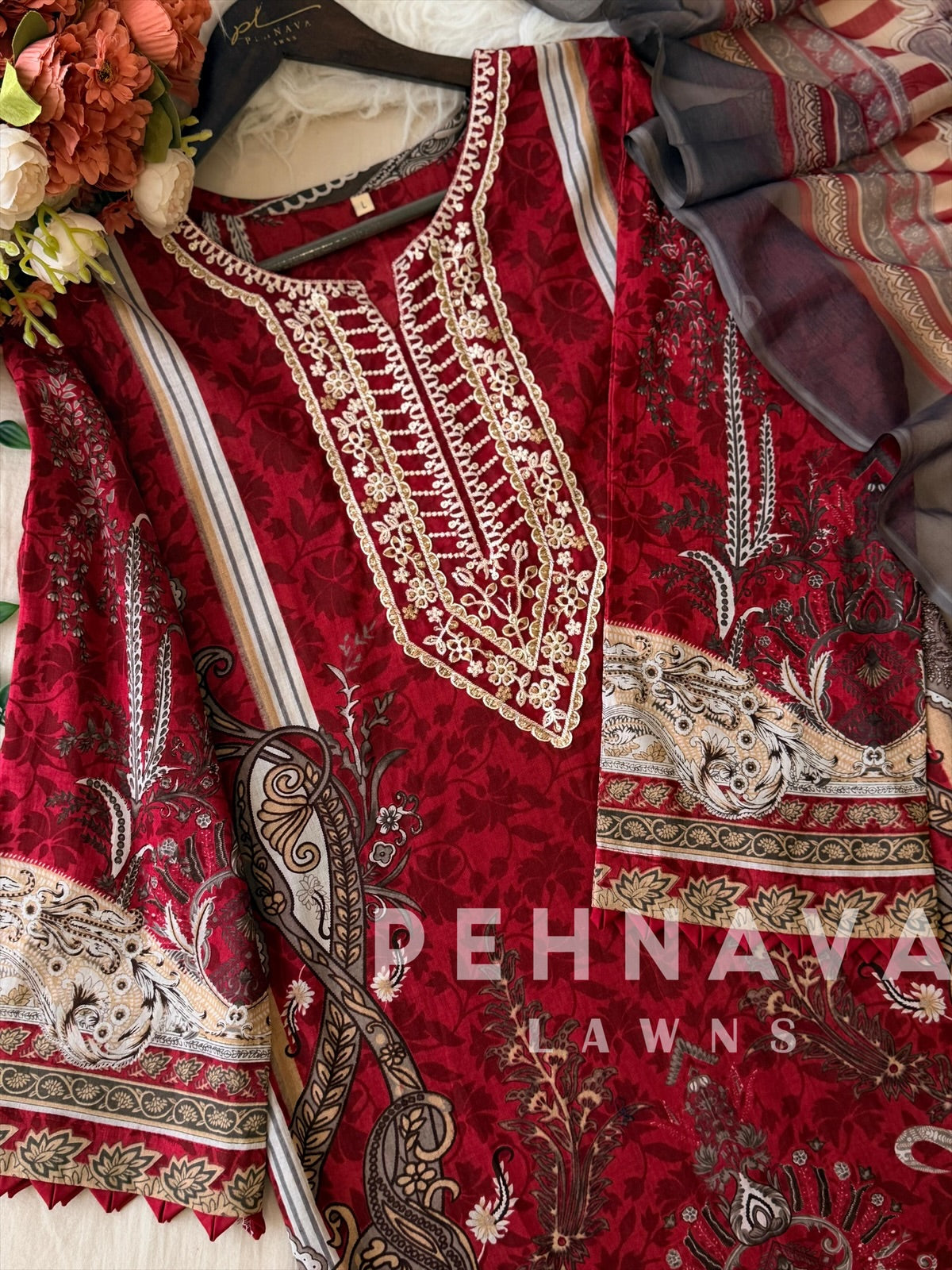Signature Printed Lawn Unstitched Suit