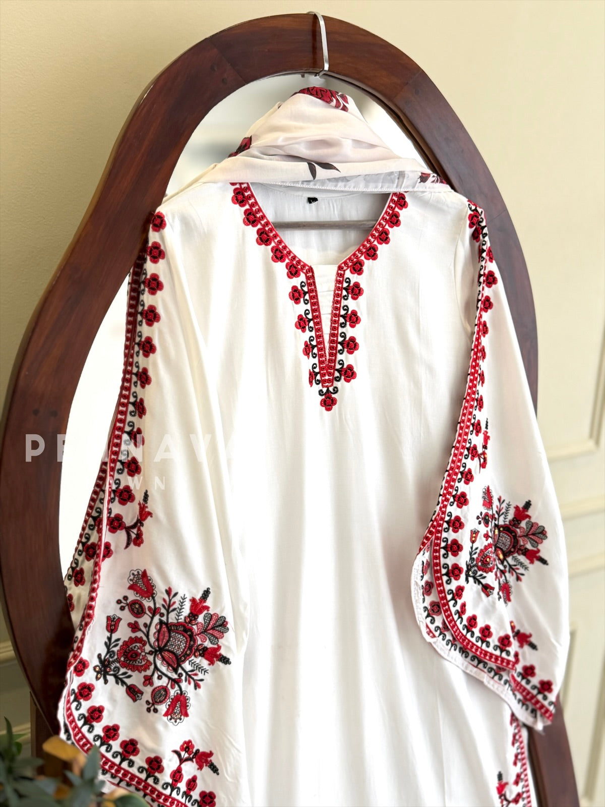 Floral Embroidered Farshi Salwar 1067