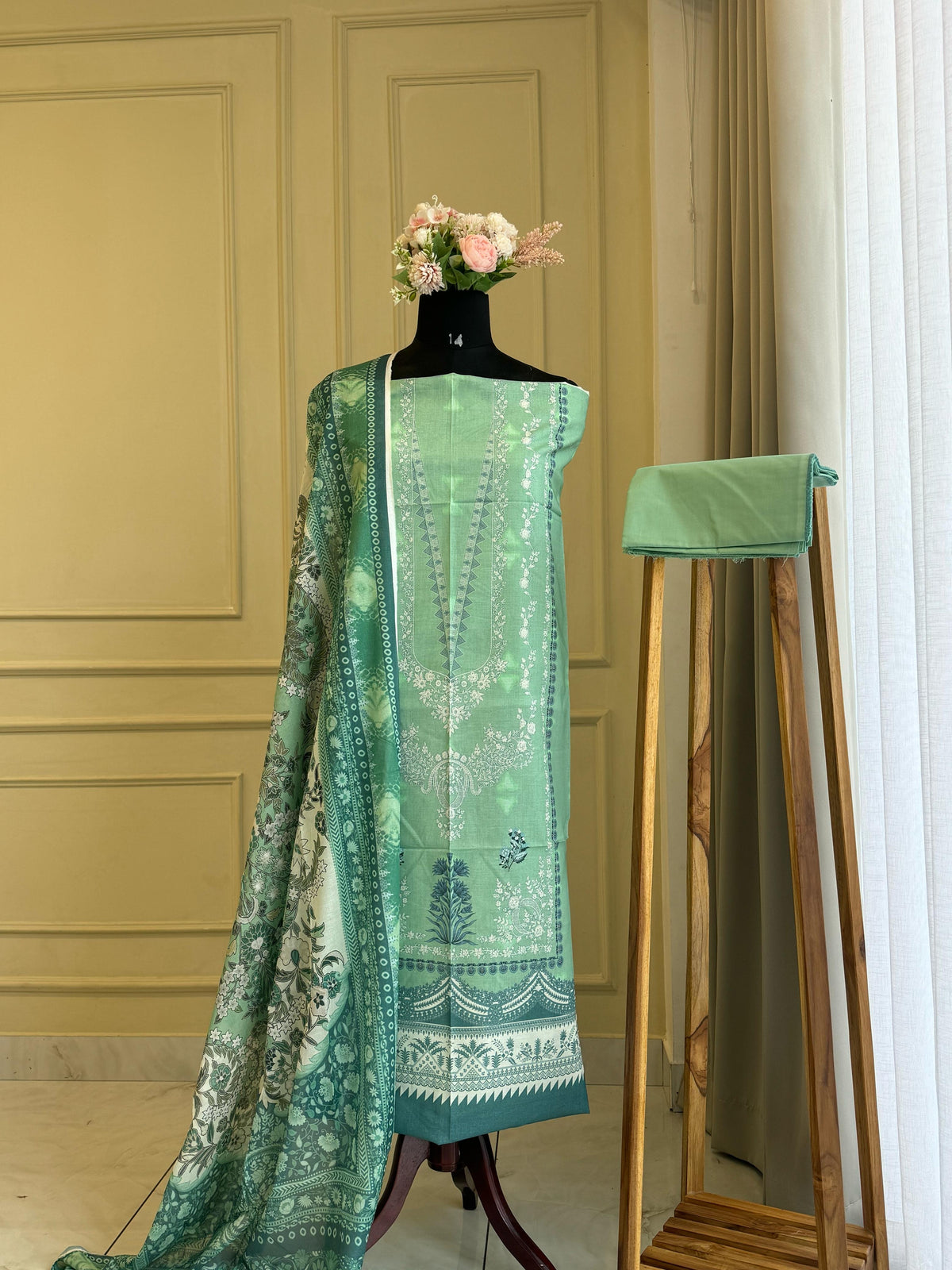 Digital Printed Lawn Suit-6