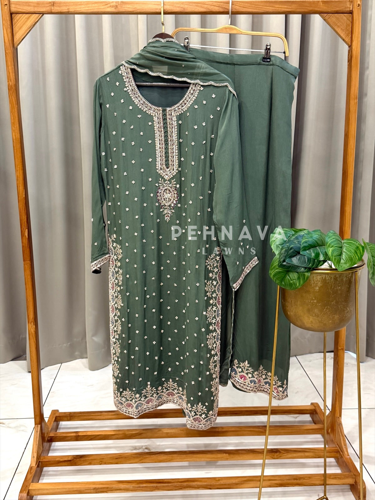 Premium Handworked Chinnon Suit-U4066
